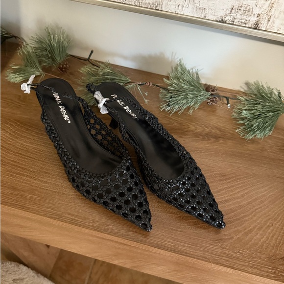 Brand New Black Slingback Kitten Heels – Size 8 | ASOS | Woven Leather Look - Picture 4 of 8